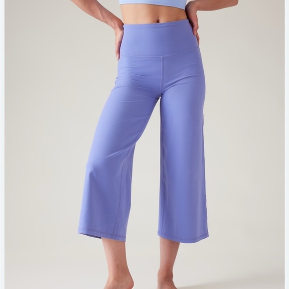 Athleta Pants - Athleta Elation Wide Cropped pant